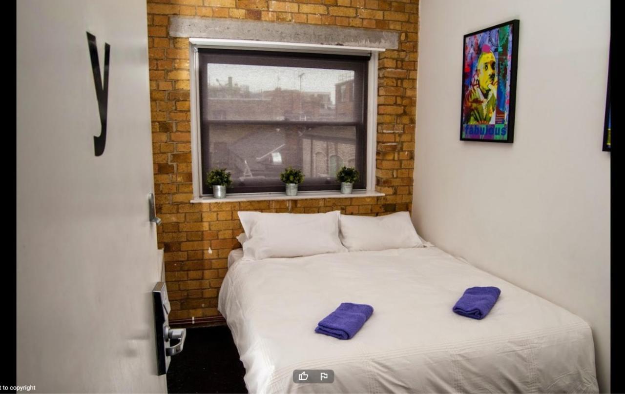 The Dictionary Hostel, Shoreditch, * Londra